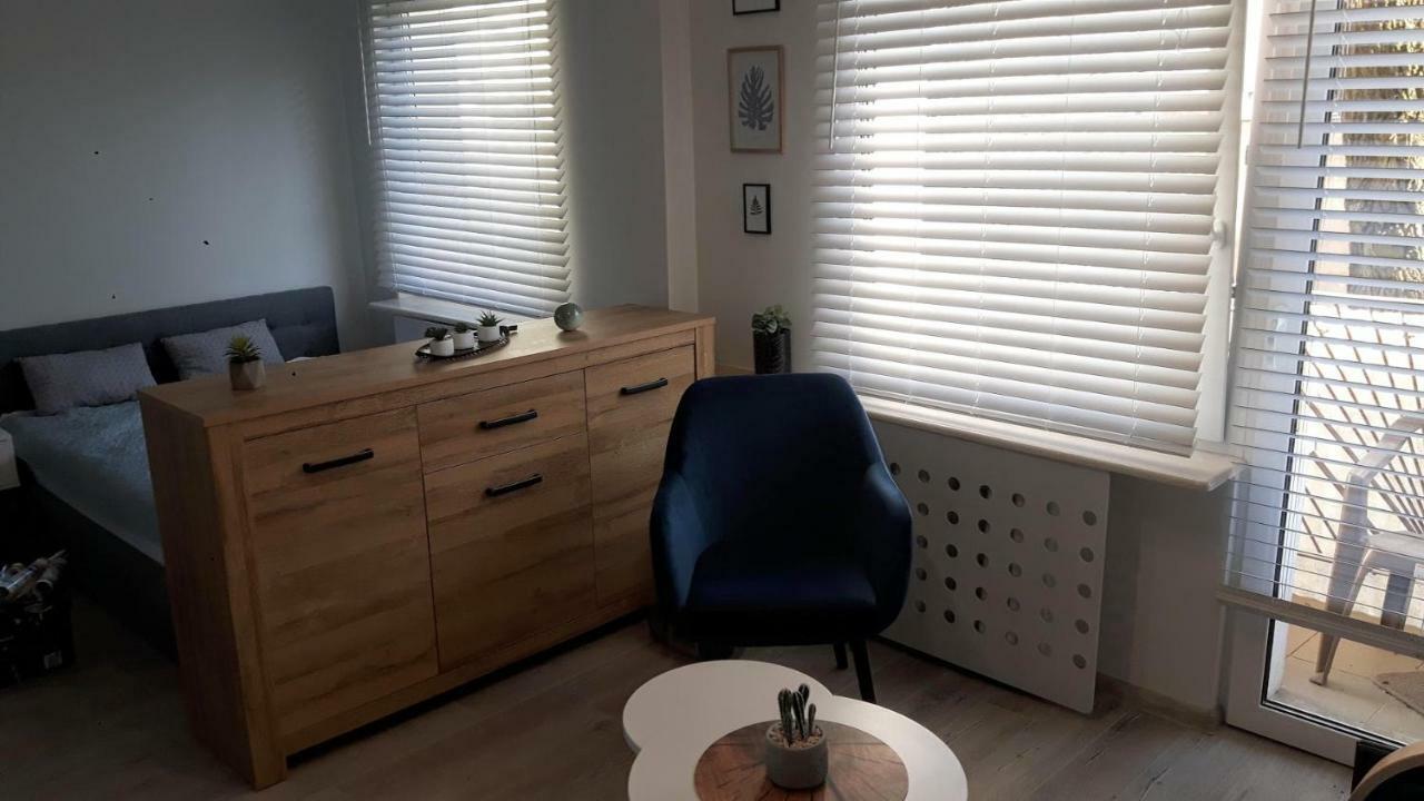 Apartament Adrianna อิวาวา ภายนอก รูปภาพ