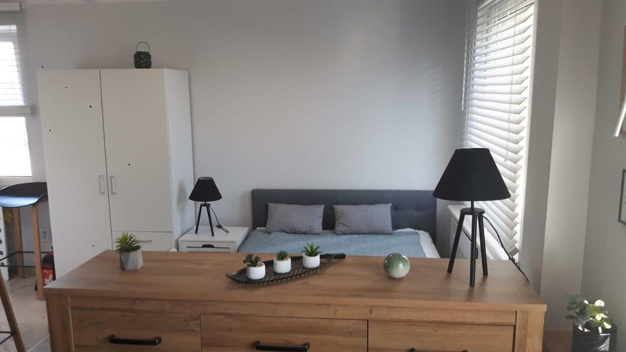 Apartament Adrianna อิวาวา ภายนอก รูปภาพ